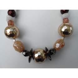 Grand collier de perles dorées nacrées Eléonore