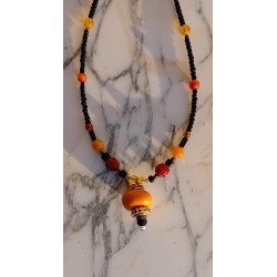 Collier ambre orange et noir Rosetta