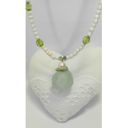 Collier vert et blanc Dina