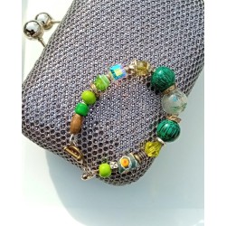 Bracelet Viviane vert et ses perles de bois de palmier