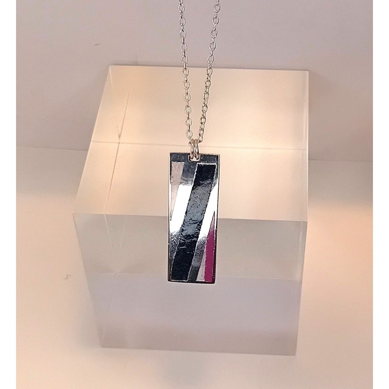 Pendentif émaillé  argenté Rose